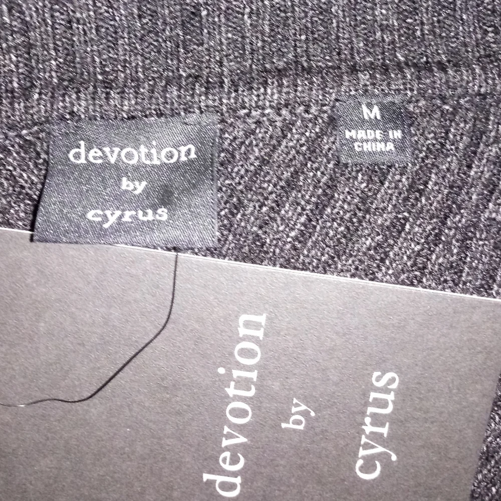 Devotion by Cyrus Dolman Sleeve Ribbed Sweater M